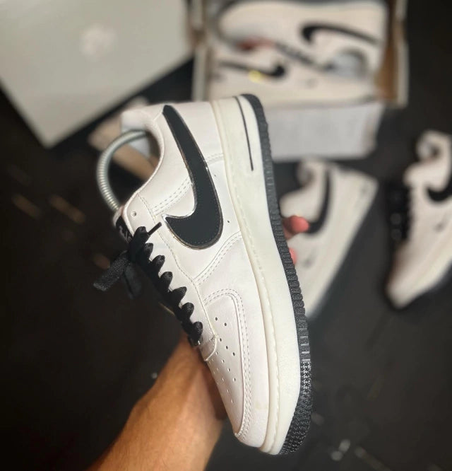 Nike Air Force - NEW EDITION