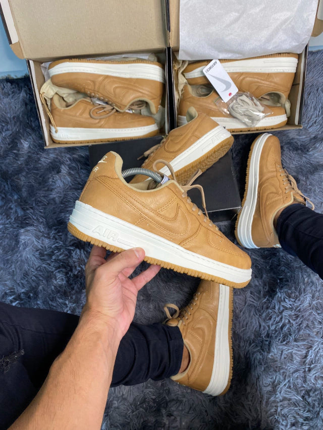 Nike Air Force - CARAMELO