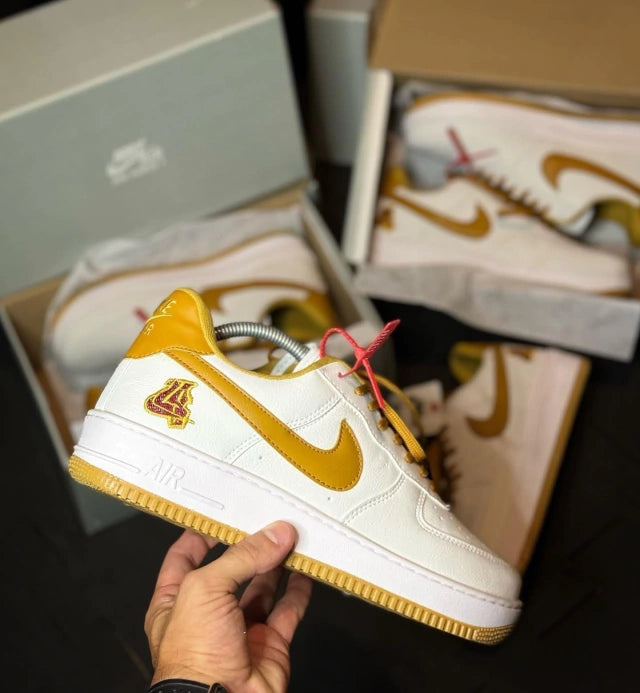 Nike Air Force LAKERS RETRO