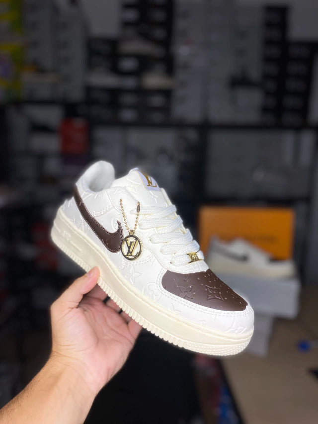 NIKE AIR FORCE LV - louis vuitton