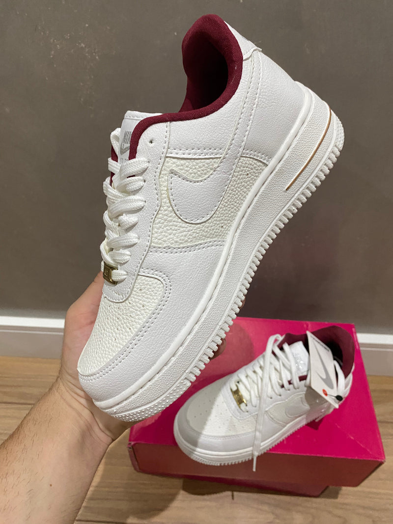 Air Force 1 Branco/Vermelho lançamento oferta + relógio de brinde