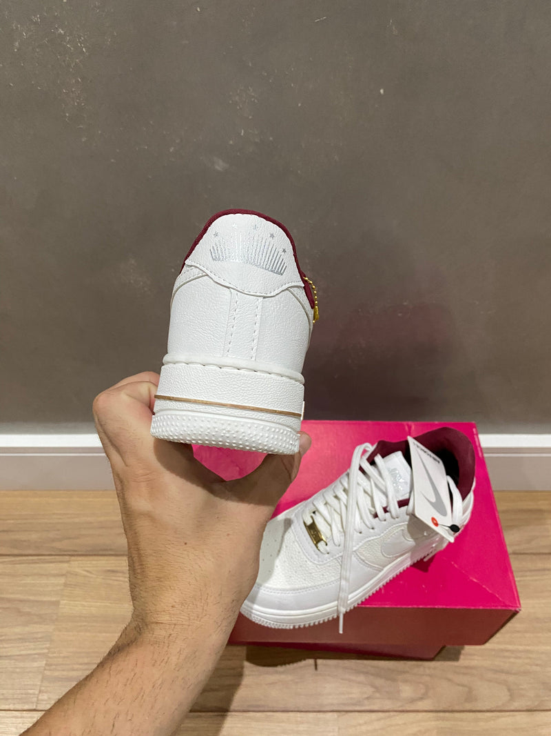 Air Force 1 Branco/Vermelho lançamento oferta + relógio de brinde