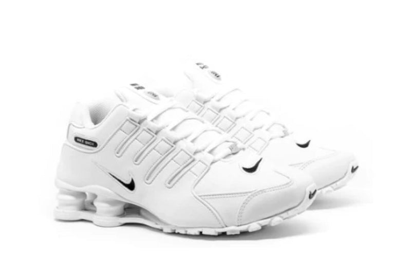 Nike Shox NZ - Compre 1 Leve 2