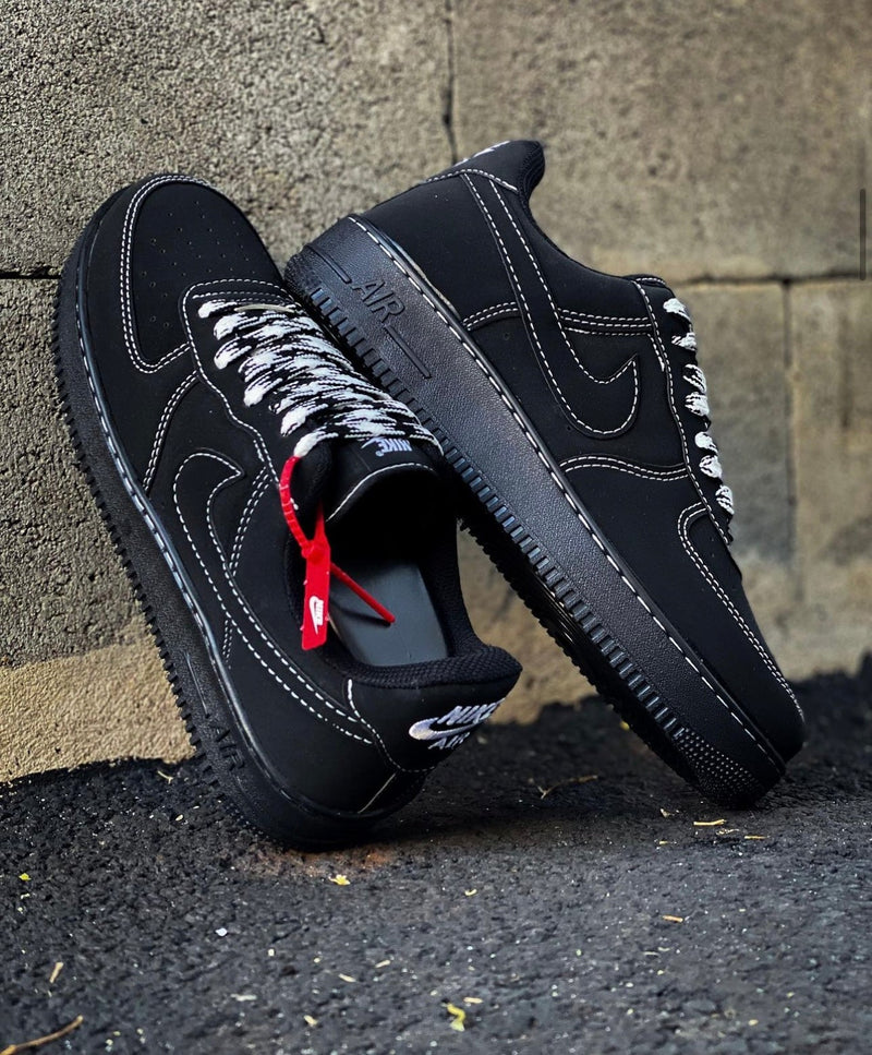 Air Force 1 Black/Dotted lançamento oferta + relógio de brinde