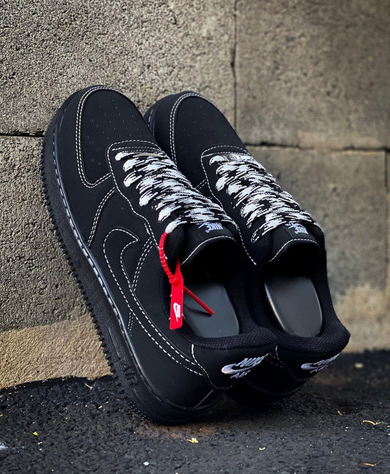 Air Force 1 Black/Dotted lançamento oferta + relógio de brinde