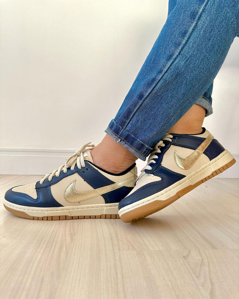 Dunk Low lançamento Azul Marinho com Dourado + Relógio de Brinde