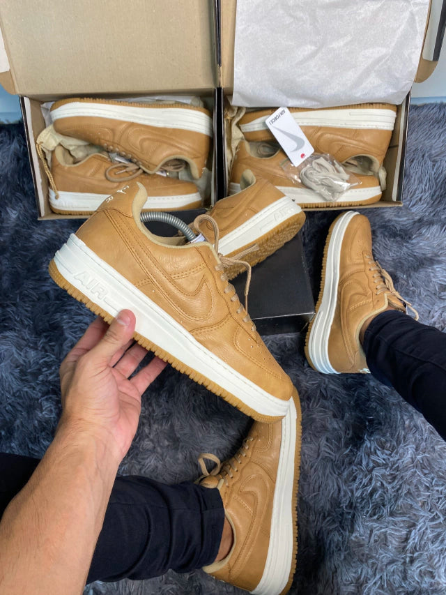 Nike Air Force - CARAMELO