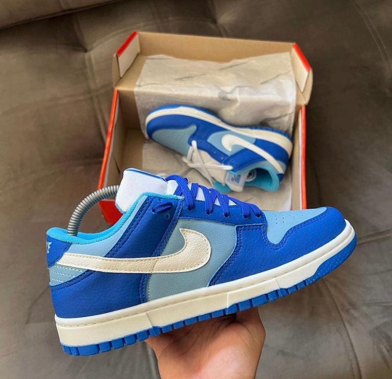 Dunk Low Azul/Branco lançamento + relógio de brinde