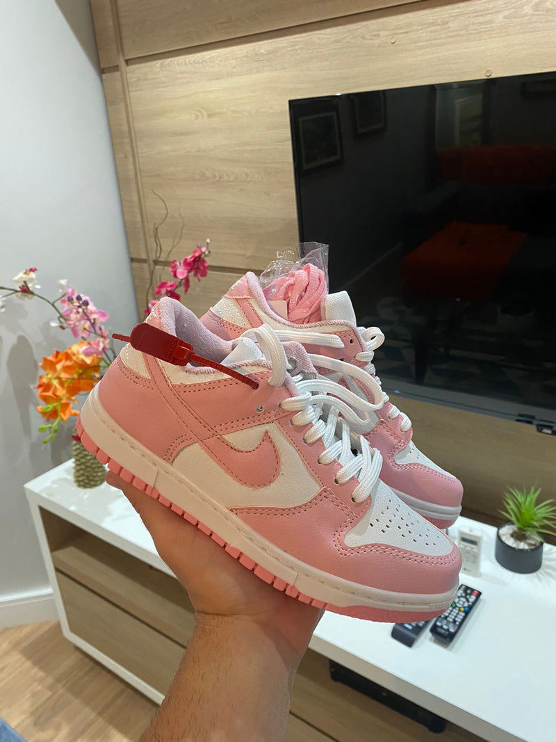 Dunk Low Rosa lançamento oferta + relógio de brinde